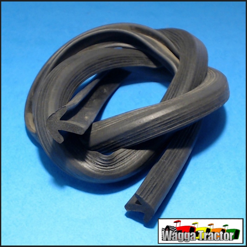 Wagga Tractor Parts Drb4414 Lower Cab Door Seal Rubber